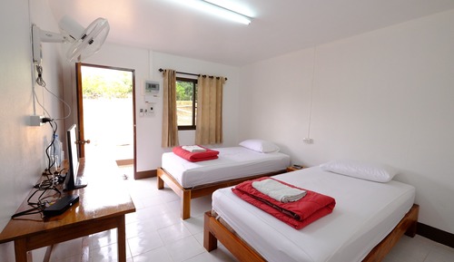 Habitación estándar con 2 camas individuales