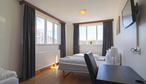 Habitación triple, baño privado