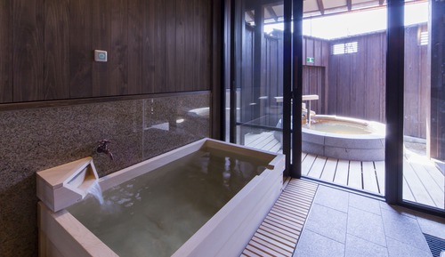 Habitación, en edificio anexo (Hiun, 4 Pax, Private Open-Air Bath)