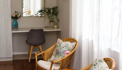 Habitación con 2 camas individuales, patio, vistas al jardín