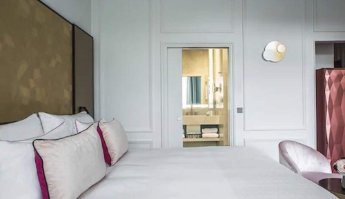 Habitación superior con 1 cama doble o 2 individuales