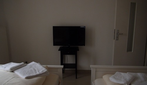 Dormitorio compartido básico, varias camas (3 Guests)