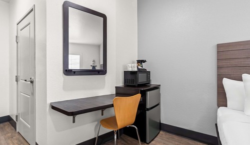 Habitación estándar, 2 camas de matrimonio, accesible para personas con discapacidad