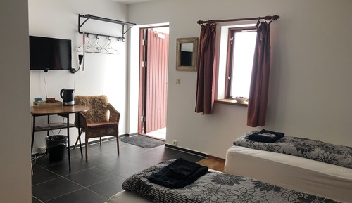 Habitación triple estándar, baño privado