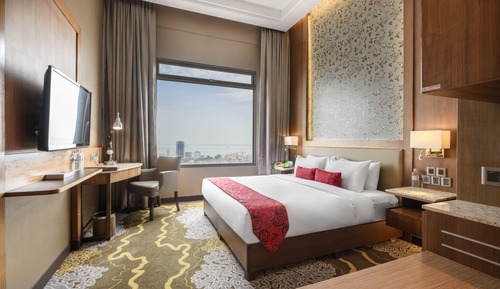 Executive Premier King