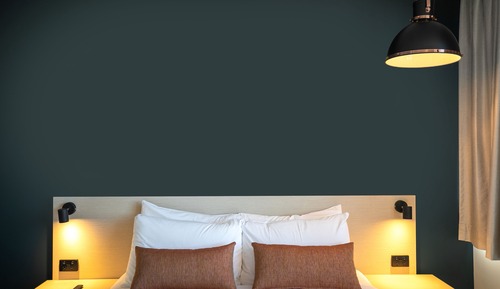 Estudio familiar, varias camas