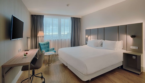 Habitación superior (Extra Bed 2 Adults + 1 Child)