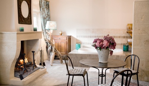 Cama "Suite" con dos gatos