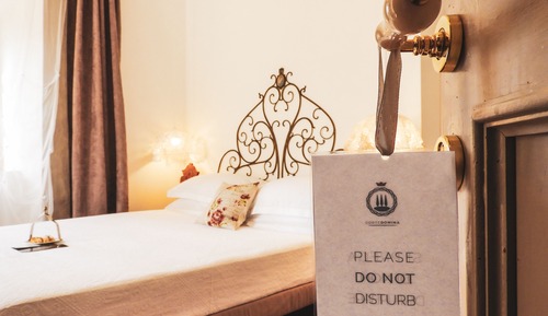 Habitación romántica doble, 1 cama de matrimonio grande, vistas al viñedo