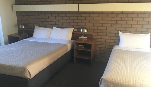 Habitación con 2 camas individuales