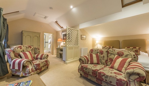 Habitación de lujo con 1 cama doble o 2 individuales, baño privado, vistas al jardín (Willow Suite)