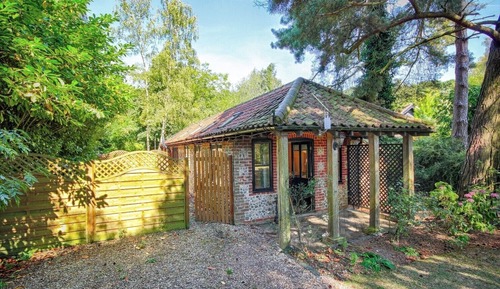 Habitación Deluxe con 1 cama doble o 2 individuales, baño privado, vistas al jardín (Bracken Suite)
