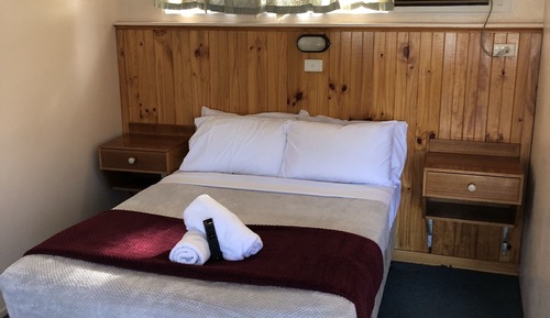 Habitación estándar doble, 1 cama de matrimonio, no fumadores