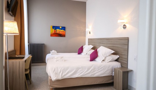 Habitación con 2 camas individuales