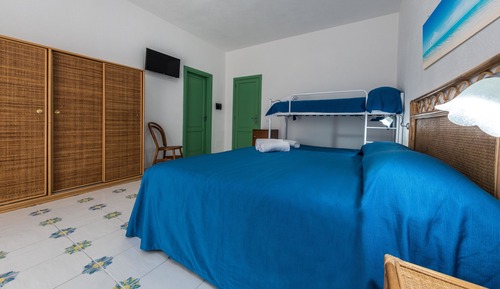 Habitación cuádruple clásica