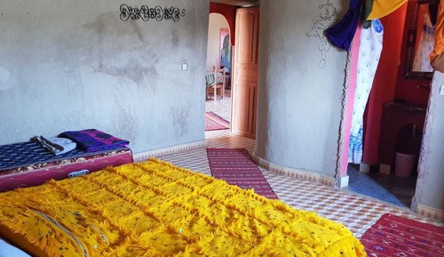 Habitación triple, varias camas