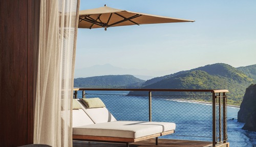 Casa panorámica en un árbol (Ocean)