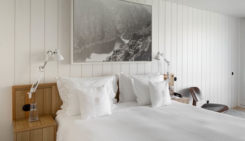 Habitación Deluxe con 1 cama doble o 2 individuales, balcón, vistas al río