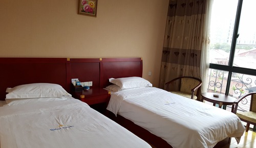 Habitación con 2 camas individuales