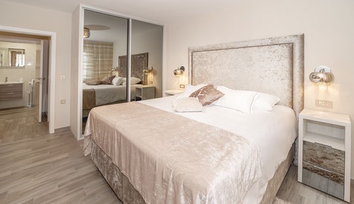 Suite de lujo, terraza (Vila Rova)