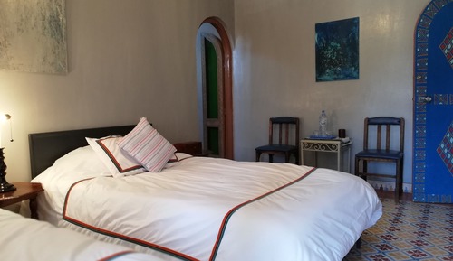 Habitación con 2 camas individuales