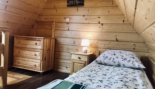 Habitación familiar, entresuelo