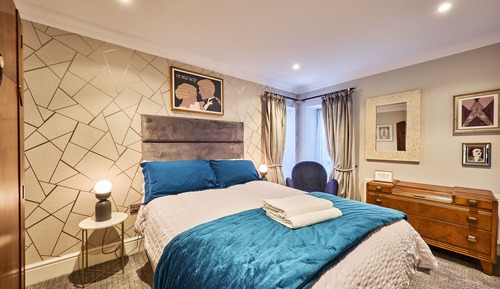 Double Room, Ensuite (Room 5)