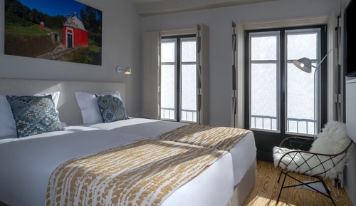 Habitación con 1 cama doble o 2 individuales, vistas a la ciudad (Varanda)