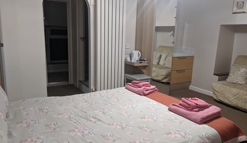 Habitación doble, baño privado