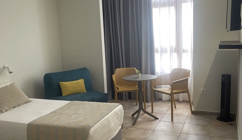 Habitación triple económica