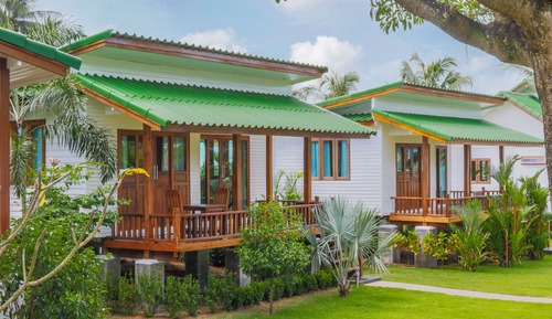 Villa familiar, 2 habitaciones, vistas parciales al mar, en la zona del jardín