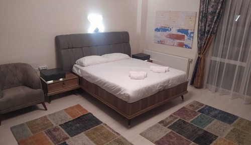 Habitación Confort doble, 1 cama de matrimonio, en edificio anexo