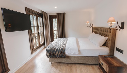 Deluxe Double Room, Valley View