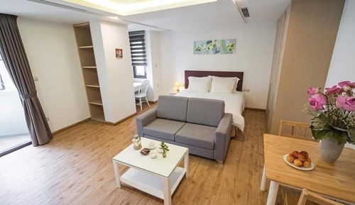 Estudio ejecutivo, balcón