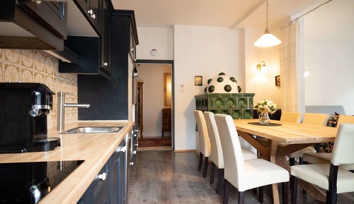 Apartamento familiar, varias camas, vistas a la montaña