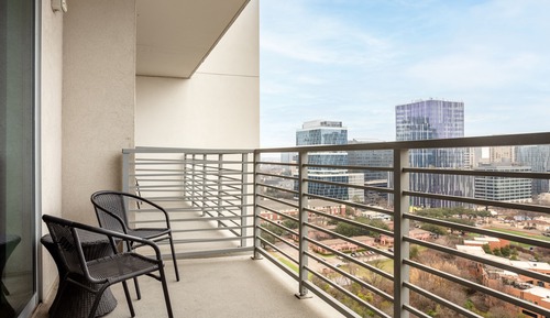 Apartamento, 1 cama de matrimonio grande, vistas a la ciudad