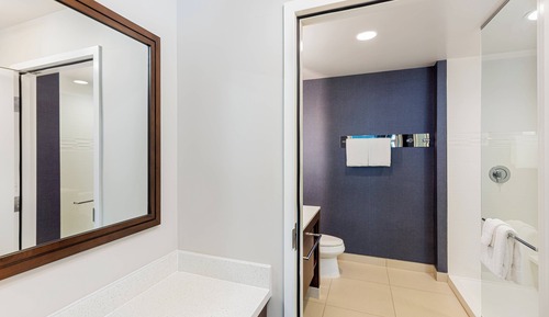 Estudio, 1 cama de matrimonio grande con sofá cama