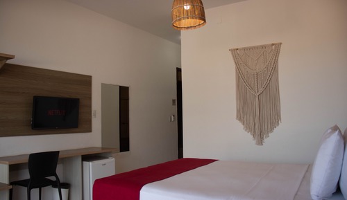 Habitación superior con 2 camas individuales, balcón, vistas al mar