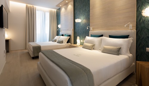 Deluxe Double Double