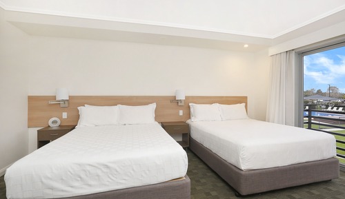 Habitación familiar, 2 camas de matrimonio, no fumadores