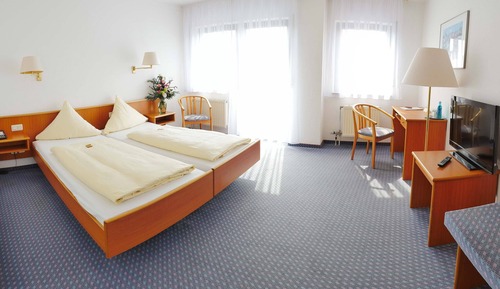 Habitación cuádruple clásica, 1 cama doble con sofá cama