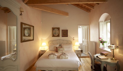 Casa, 2 habitaciones (Stone building)