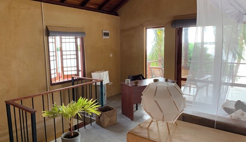 Villa ejecutiva, 3 habitaciones, balcón, vistas a la laguna