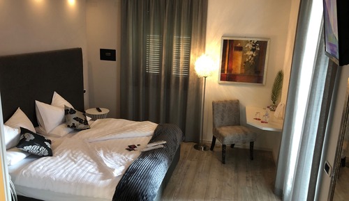 Habitación doble, vistas a la montaña