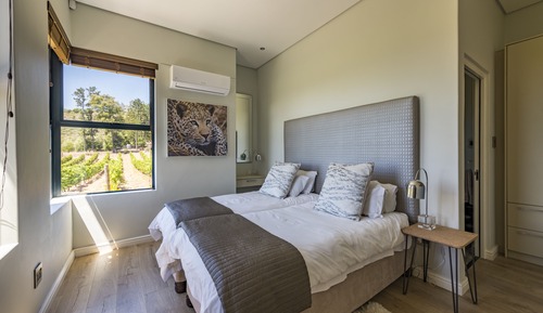 Villa, vistas al viñedo