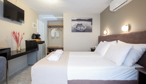 Small Double Room - Garden View