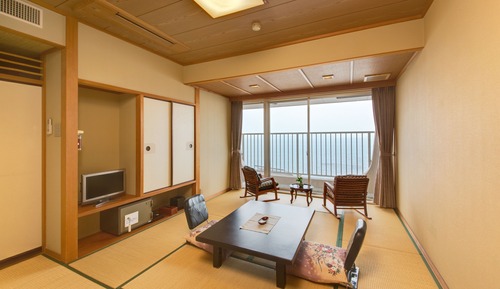 Habitación estándar, no fumadores (JP Style, For 4 People, with Shower)