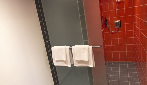 Habitación con 2 camas individuales