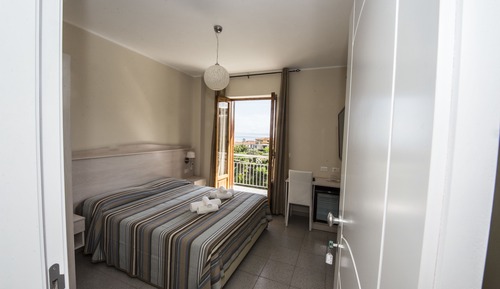 Habitación doble, vistas al mar (5)