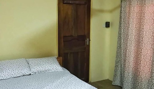 Basic Single Room, 1 Double Bed, Smoking, Garden View